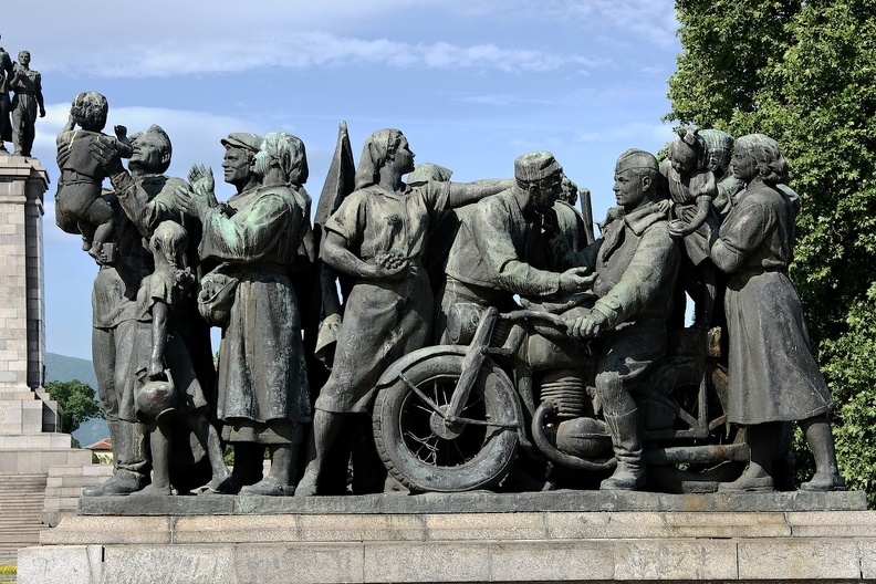 soviet army monument fragment 2015_01_as.jpg