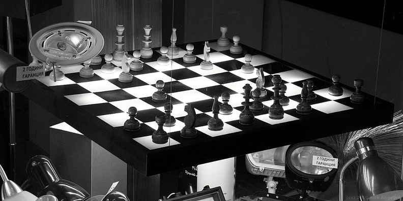 chess_004a_bw.jpeg