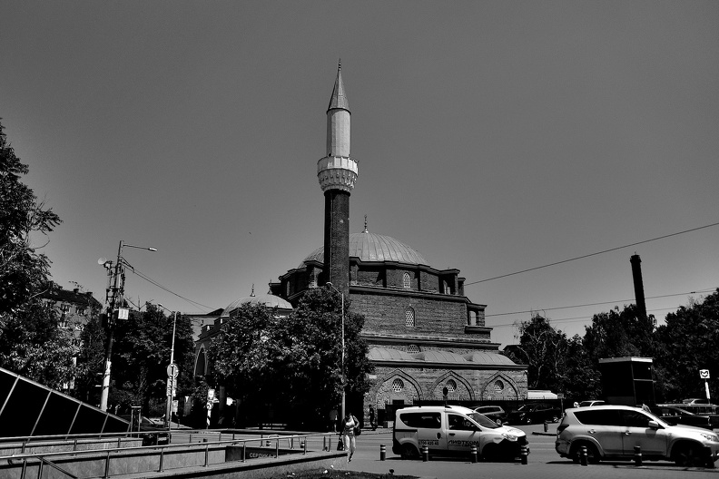 mosque banja bashi 2020.02_as_bw.jpg