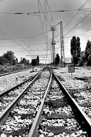 poduene station 2020.03 as graphic bw