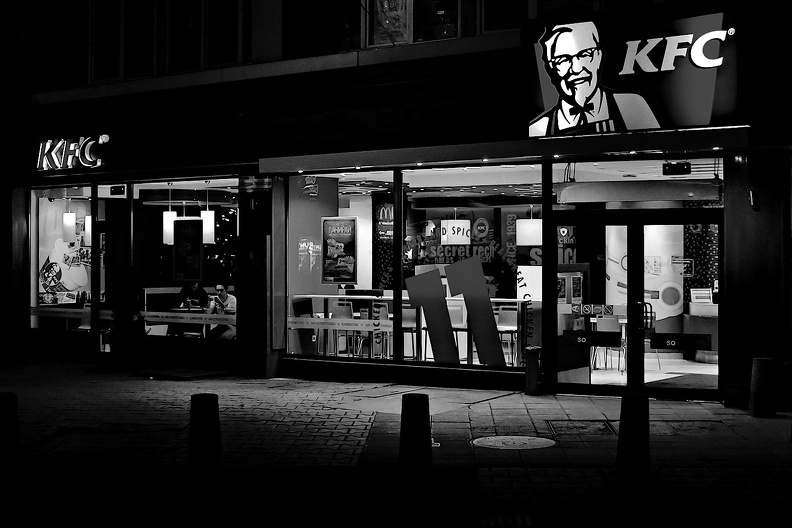 KFC night 2016.02_as_bw.jpg