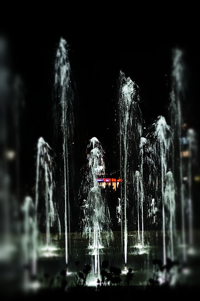 NDK fountain 2022.08_rt_blur.jpg