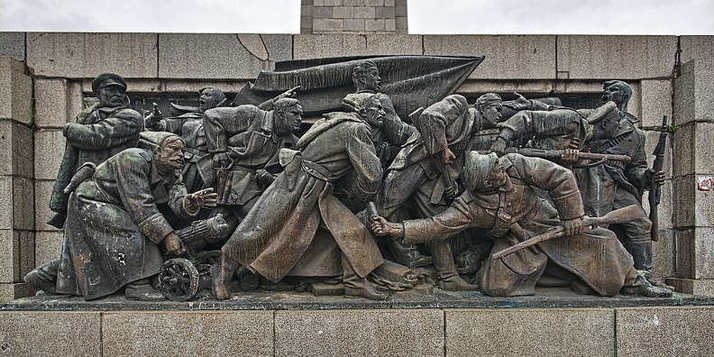 soviet army monument baraleph 2023.01_rt.jpg