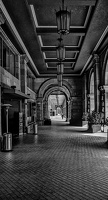 colonnade.2024.12 dt bw