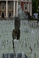 city garden fountain 2023.03 rt