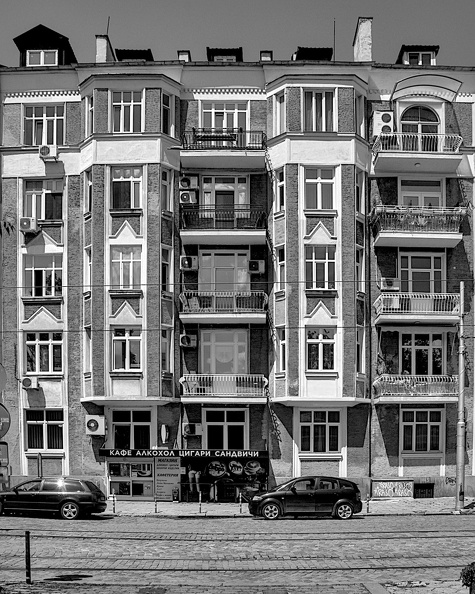 wuzrazhdane platz 2024.01_dt_bw.jpg