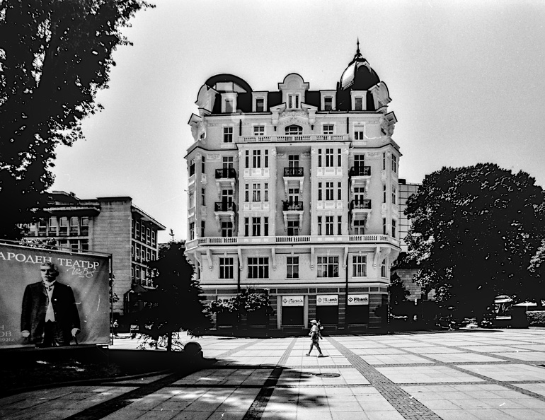 baron gendowich 2024.01_dt_bw_film.jpg