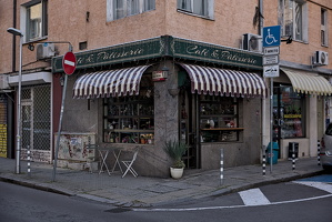 café &amp; pâtisserie 2025.04 dt d810