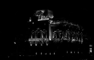 Yablanski house night 2025.02 dt bw