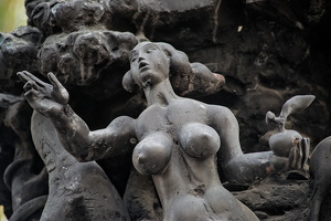 sculpture fragment 2025.09 dt