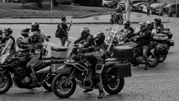 moto 2026.02 dt bw